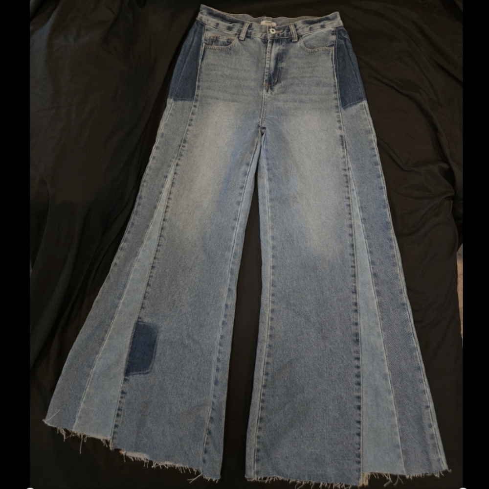 Easel Two Tone Patched Wide Leg Jeans NWOT